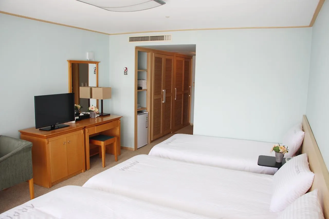 Busan Youth Hostel Arpina Hotel