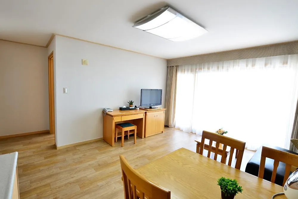 Busan Youth Hostel Arpina 2*,